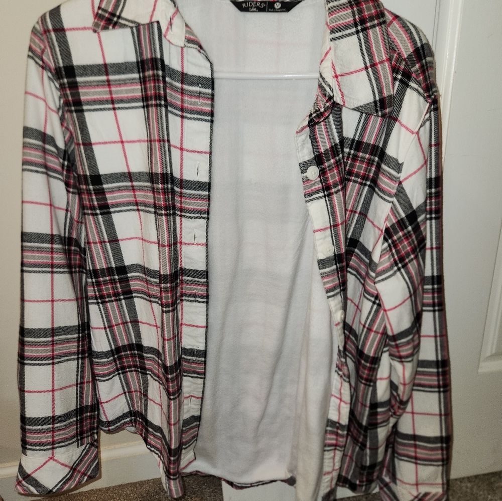 2 flannel shirts one is fleece lined size med and small